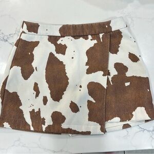 Boutique Cow Print Skort